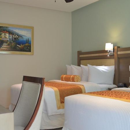 Hotel Villa Magna Poza Rica Exteriér fotografie