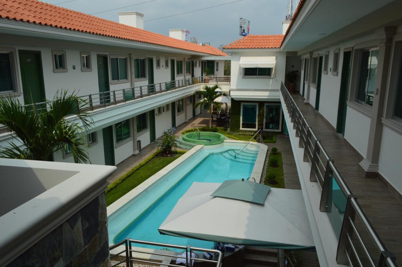 Hotel Villa Magna Poza Rica Exteriér fotografie