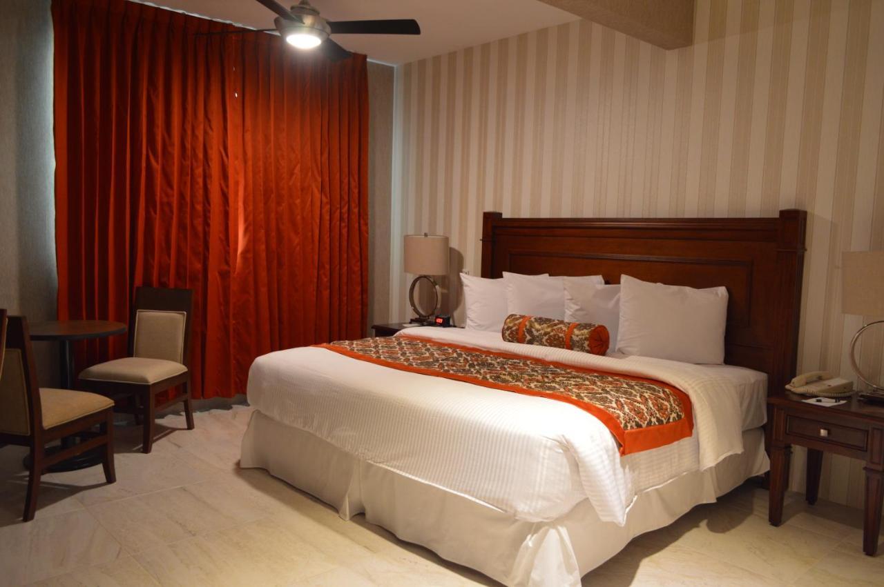 Hotel Villa Magna Poza Rica Exteriér fotografie