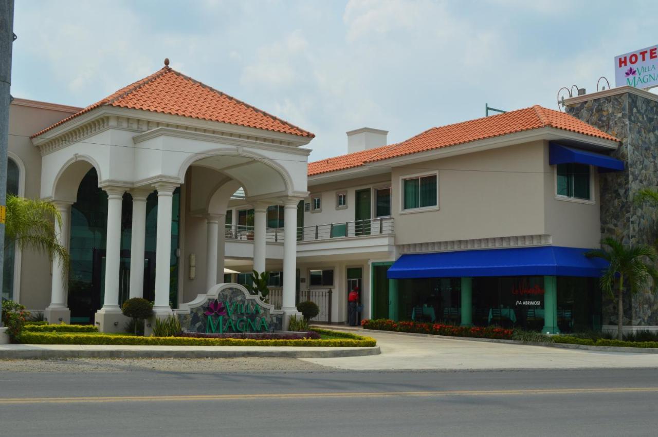 Hotel Villa Magna Poza Rica Exteriér fotografie